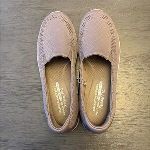 Skechers Relaxed Fit Slip-On Flats in Mauve